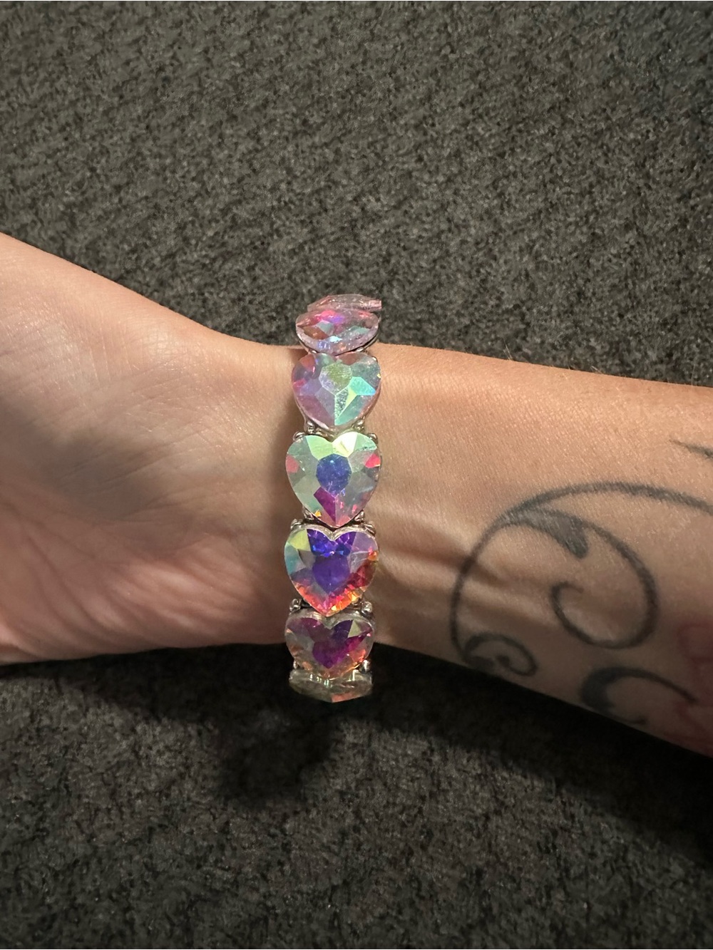 Iridiscent Heart Crystal Stretch Bracelet - Women Jewelry